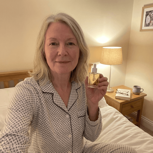 Vulva Oil for Menopause Dryness • A Guide by Gaiae