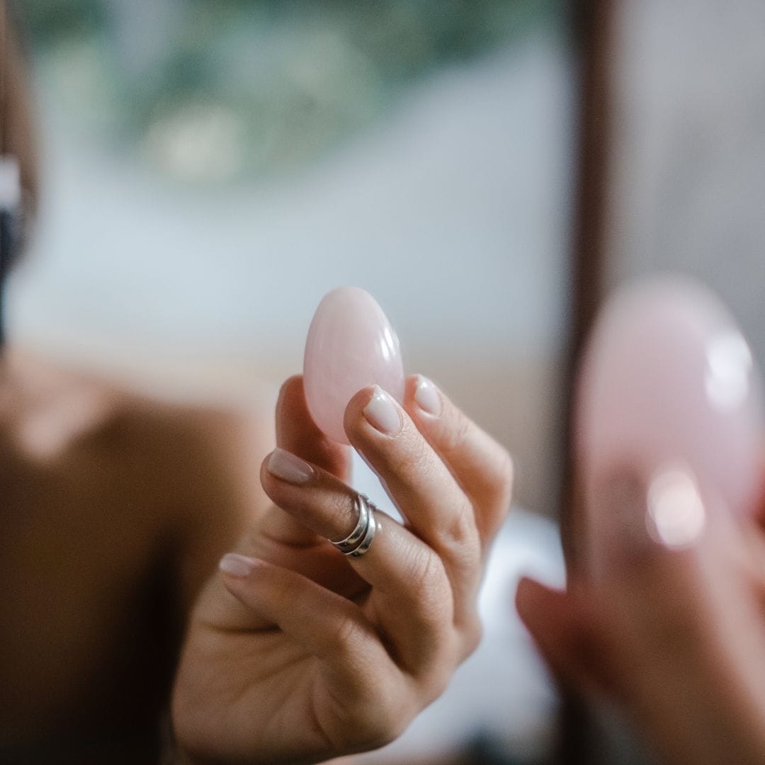 How to Choose a Yoni Egg That Feels Right